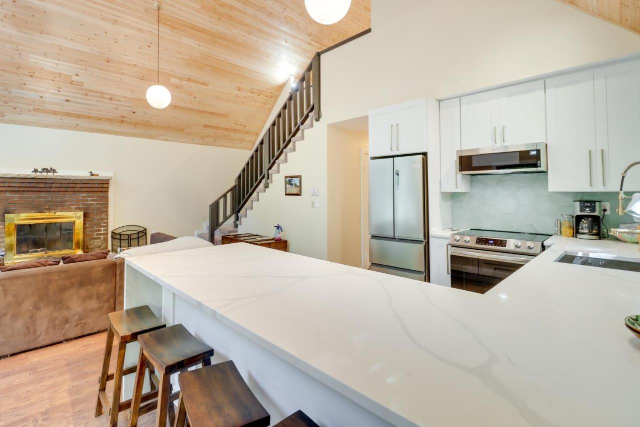 Bright And Modern Poconos Community Beach! * Albrightsville